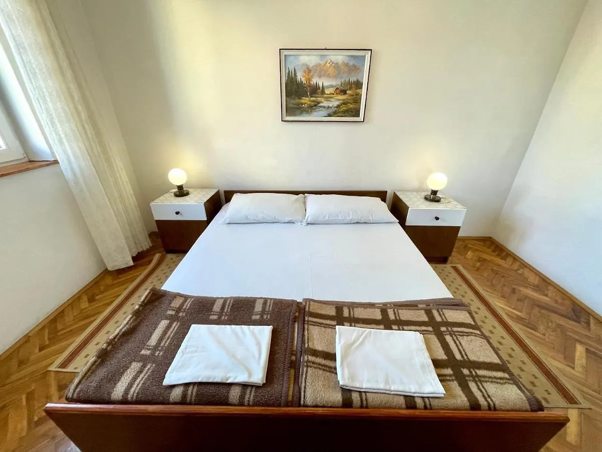 Apartment Apartmani Luky Dramalj